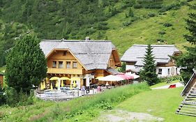 Gaestehaus Lackner